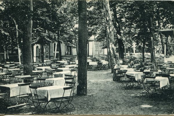 Restauracja Carla Rasmusa w okolicy V śluzy, lata 1910-1915, źródło: Muzeum Kanału Bydgoskiego
